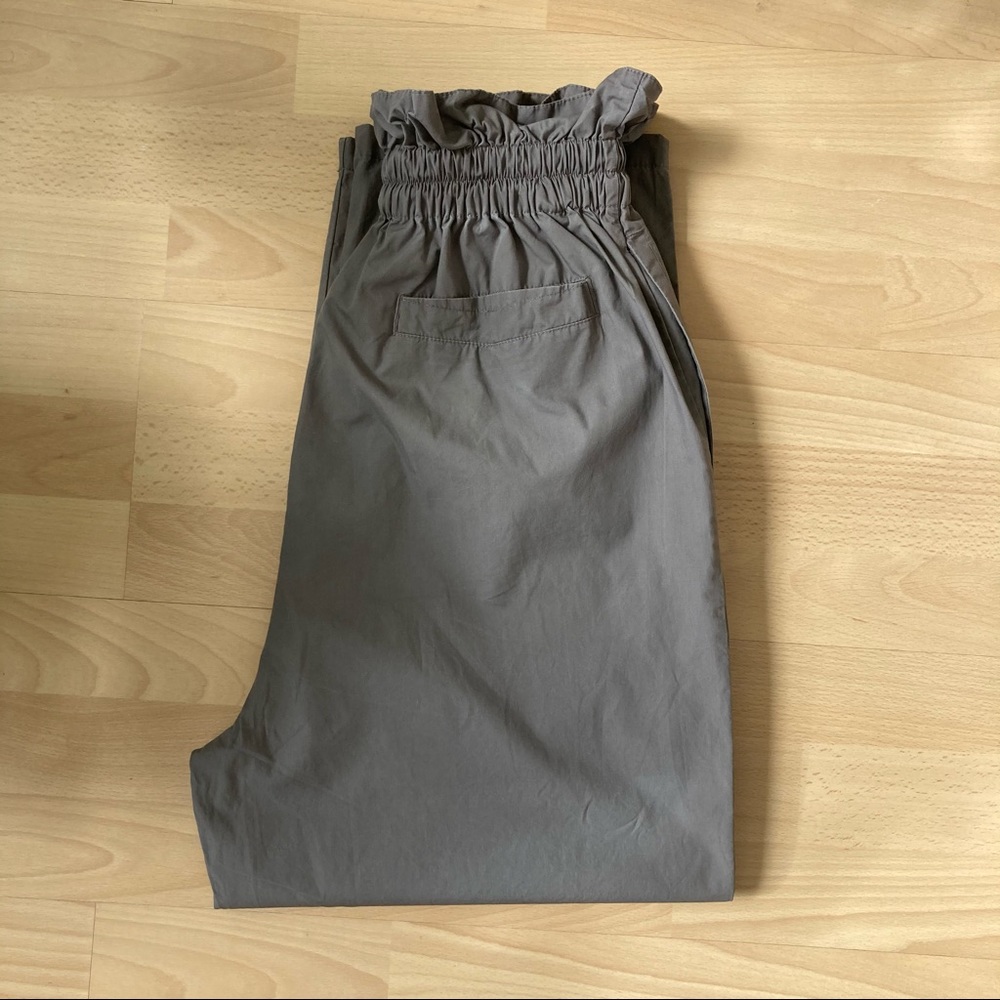 ASOS Paper Bag Pants - Size 10, greige. - Picture 8 of 10